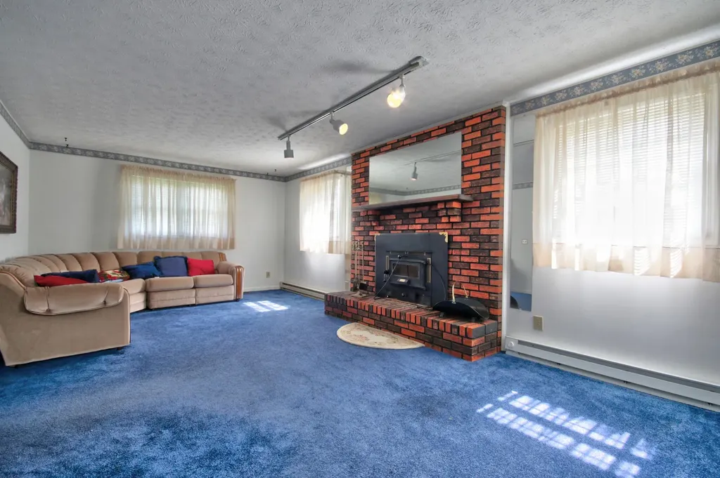 275 Middleground Way London KY 40744