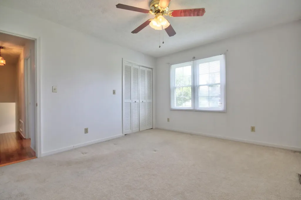 275 Middleground Way London KY 40744
