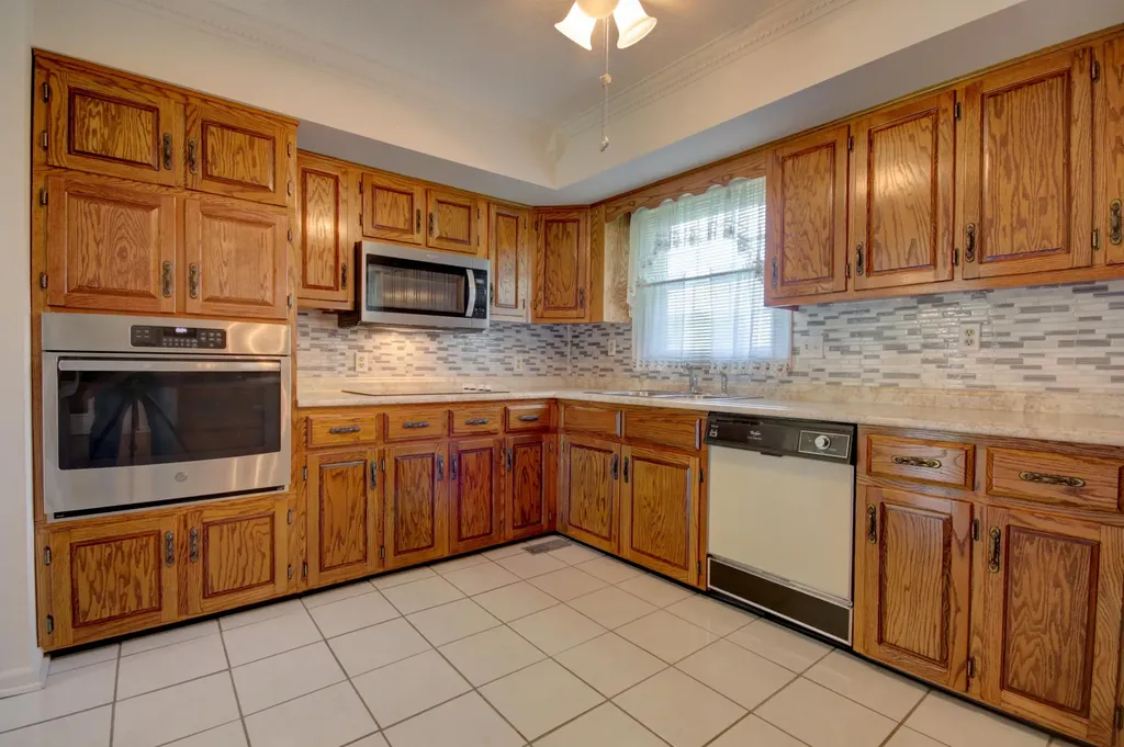 275 Middleground Way London KY 40744