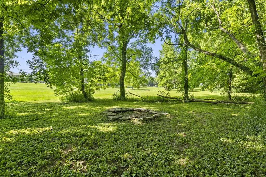 47 Woodbriar Court Nicholasville KY 40356