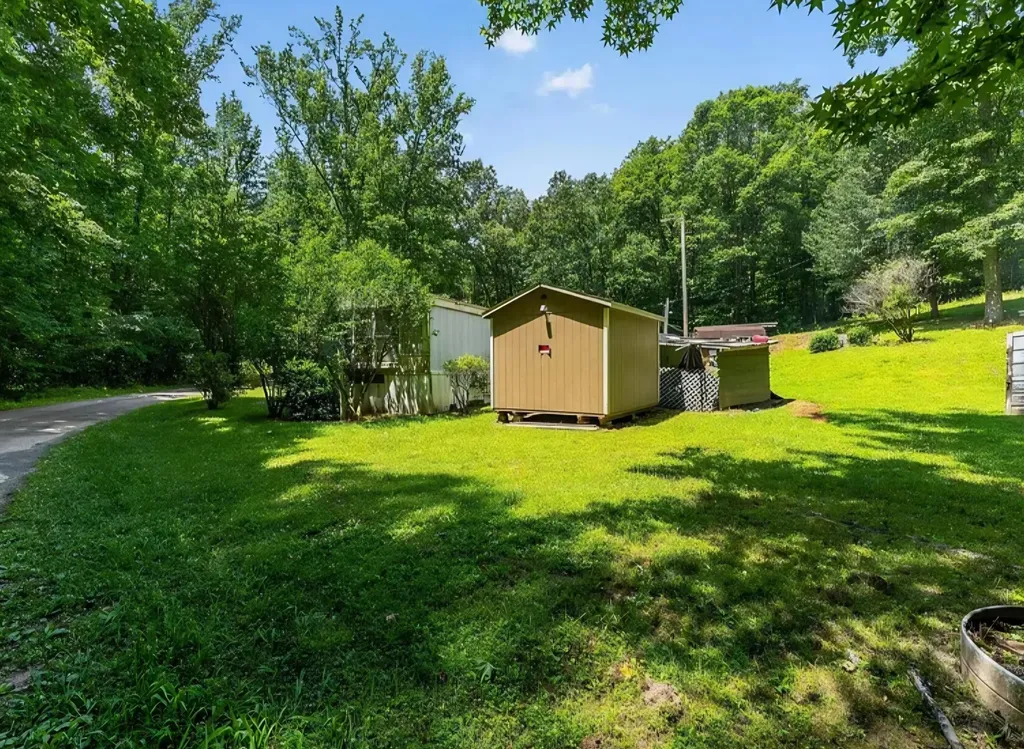 293 Thomas Drive Murray KY 42071