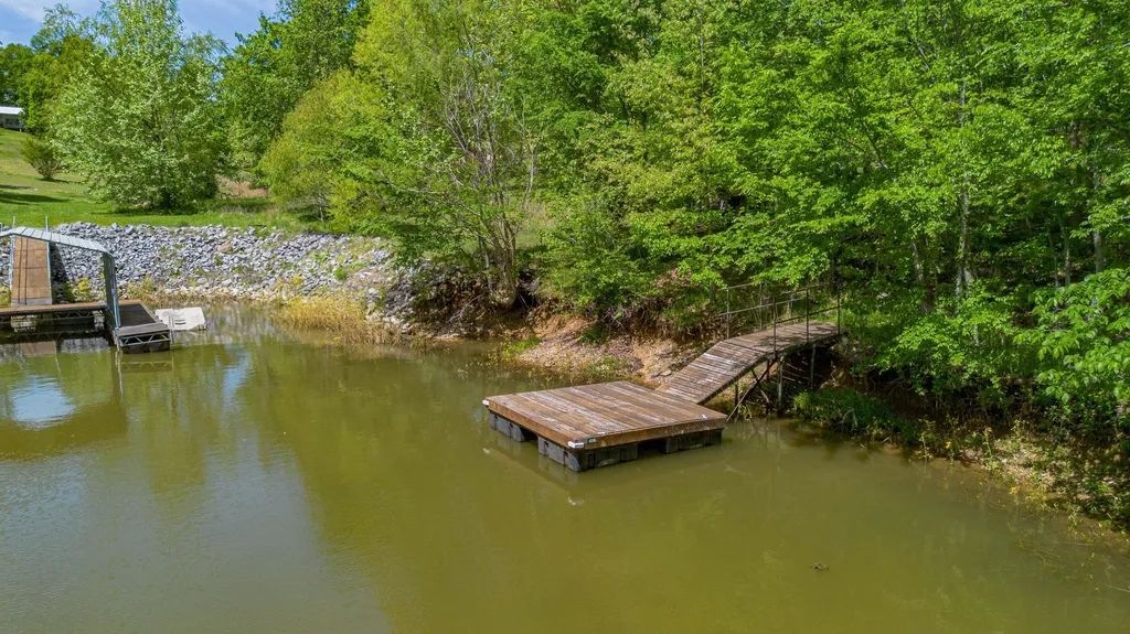 88 Eleanor Drive Gilbertsville KY 42044