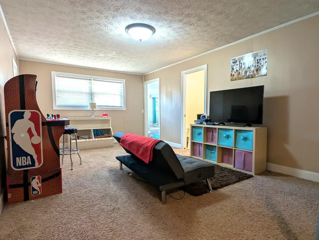 102 Shannon Square Corbin KY 40701