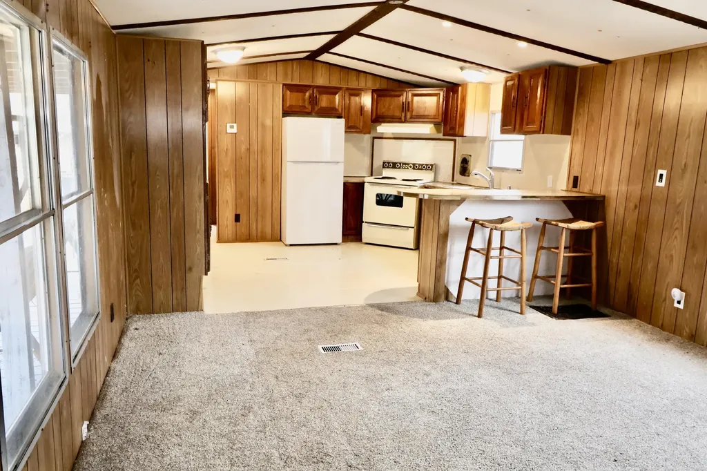 55 Seminole Drive Cadiz KY 42211
