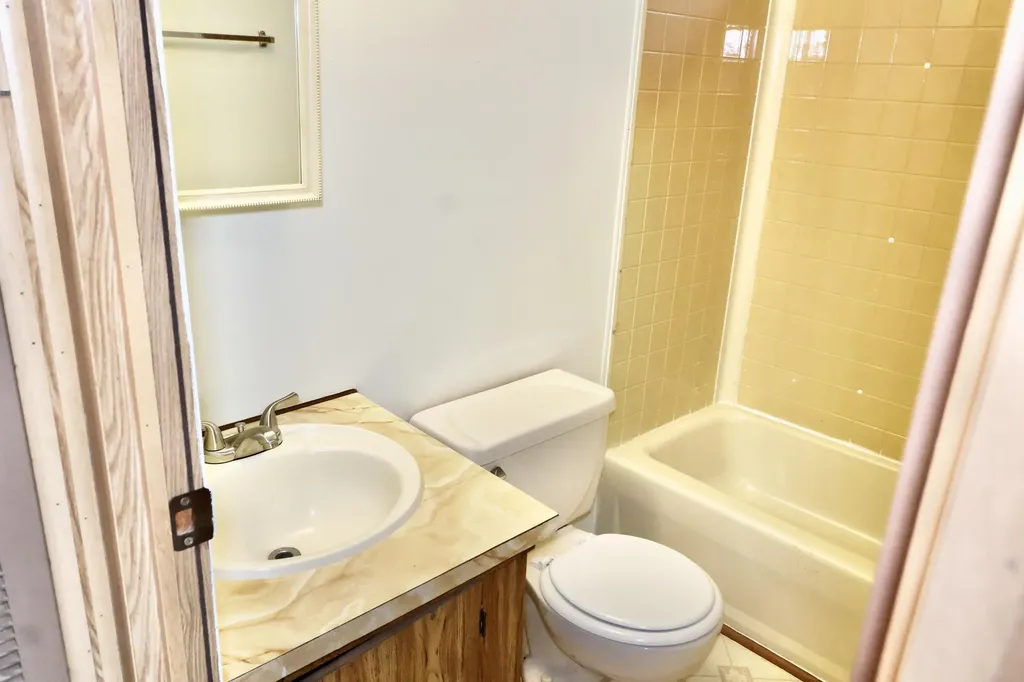 55 Seminole Drive Cadiz KY 42211