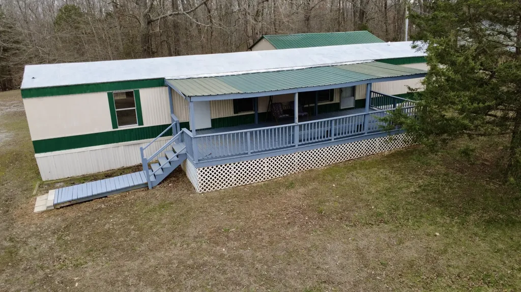 55 Seminole Drive Cadiz KY 42211