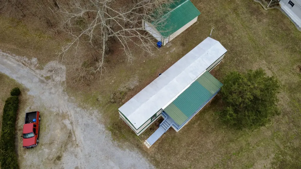 55 Seminole Drive Cadiz KY 42211