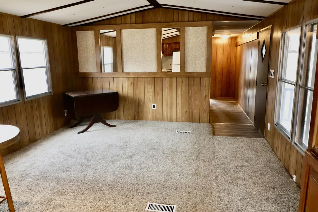 55 Seminole Drive Cadiz KY 42211