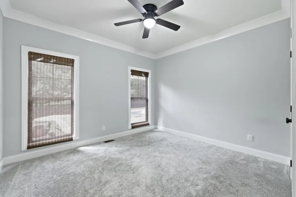 4221 N Kentucky 121 Murray KY 42071