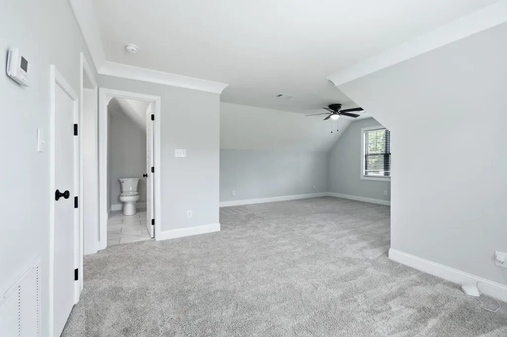 4221 N Kentucky 121 Murray KY 42071