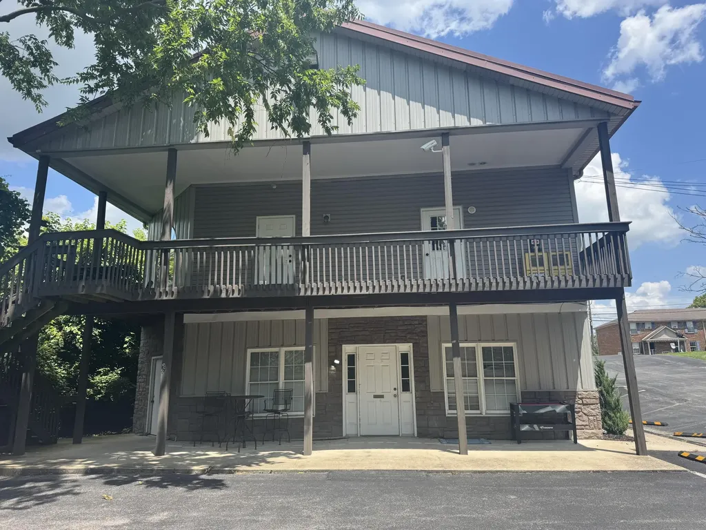 1212 W Main Street Richmond KY 40475