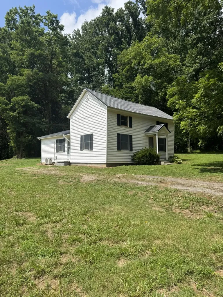 253 Sparks Road Columbia KY 42728
