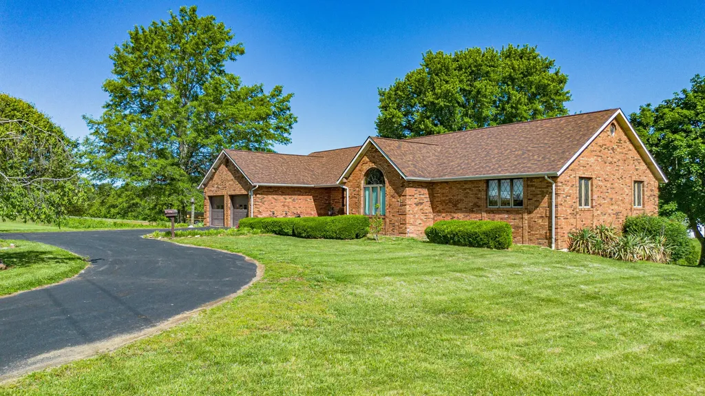 2331 Us-60 Marion KY 42064