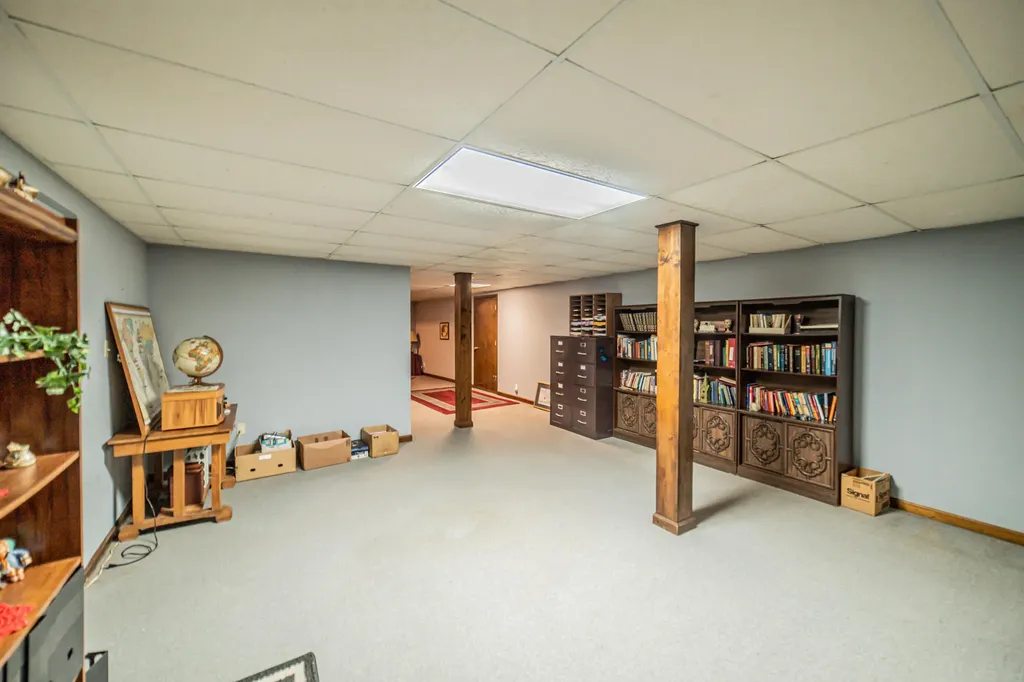 2331 Us-60 Marion KY 42064