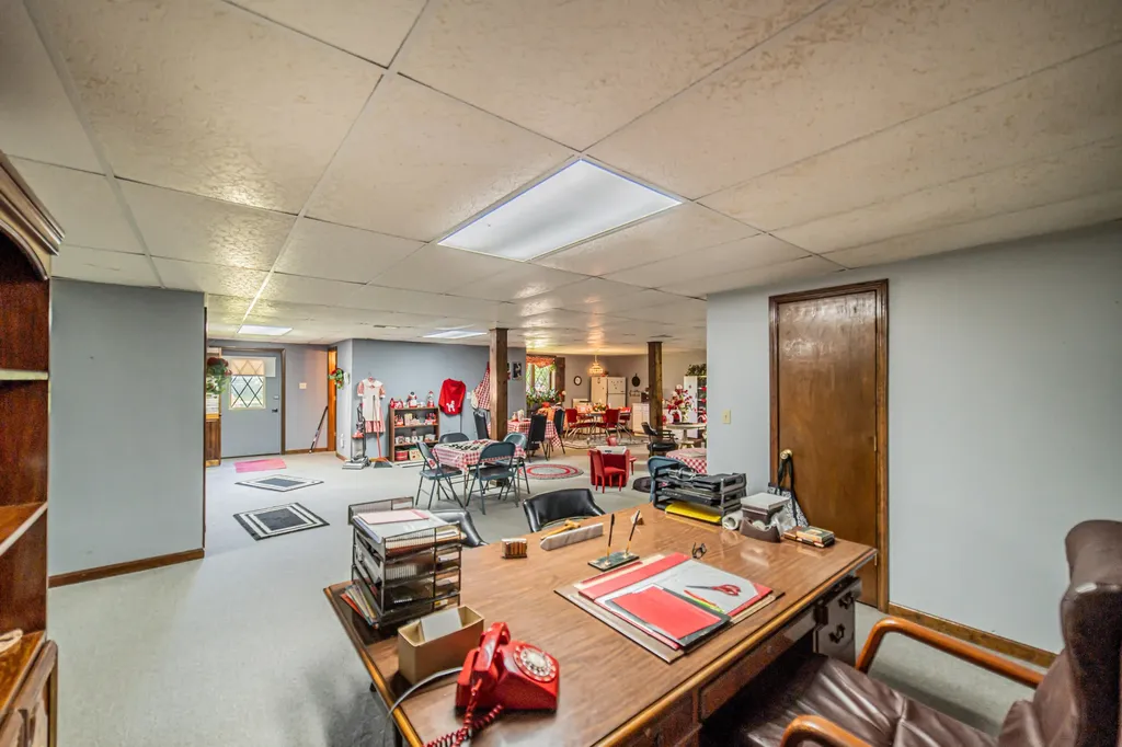 2331 Us-60 Marion KY 42064