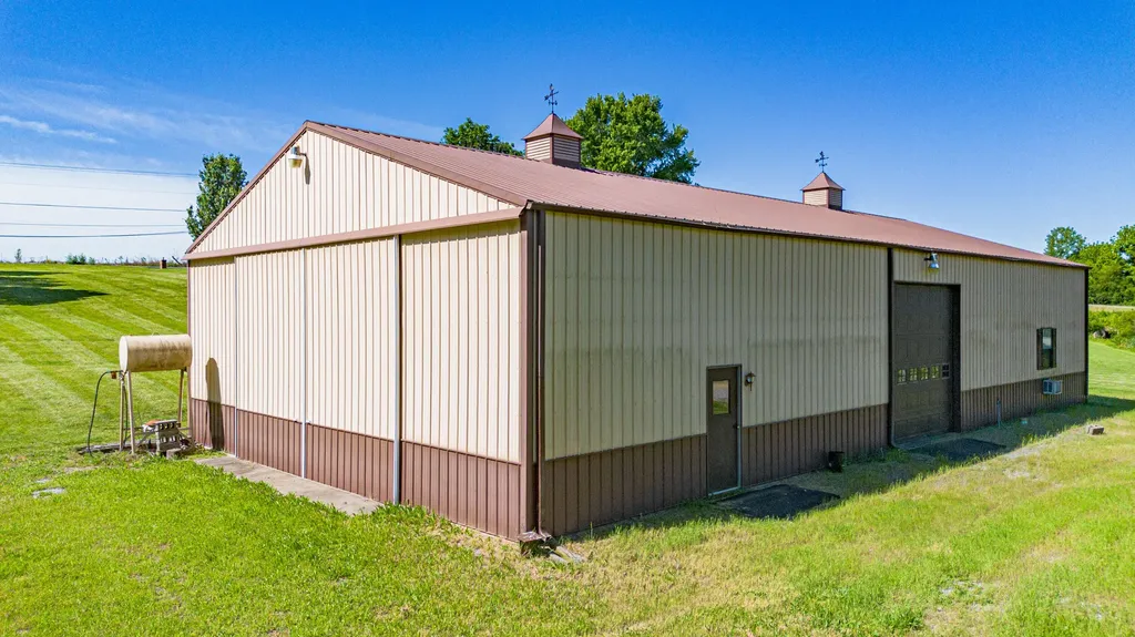 2331 Us-60 Marion KY 42064