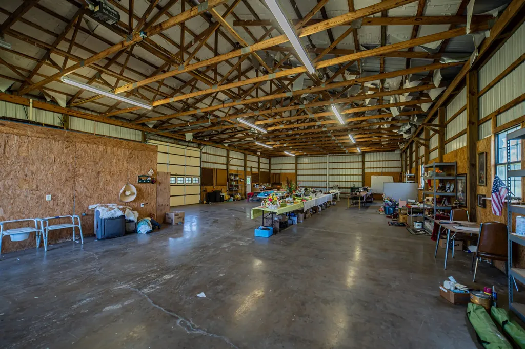 2331 Us-60 Marion KY 42064