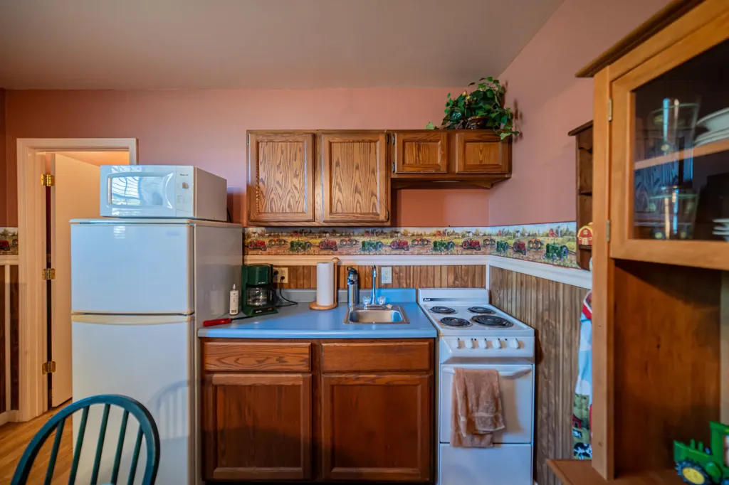 2331 Us-60 Marion KY 42064