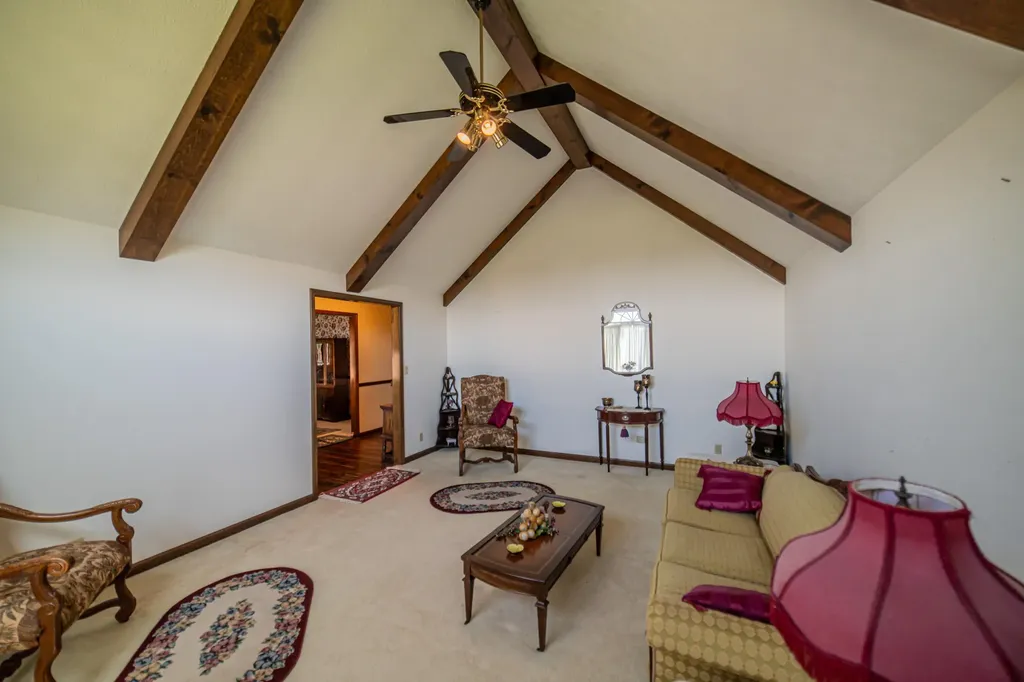 2331 Us-60 Marion KY 42064