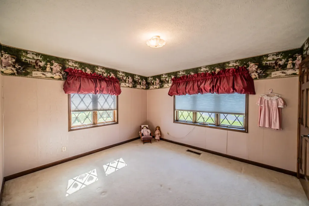 2331 Us-60 Marion KY 42064
