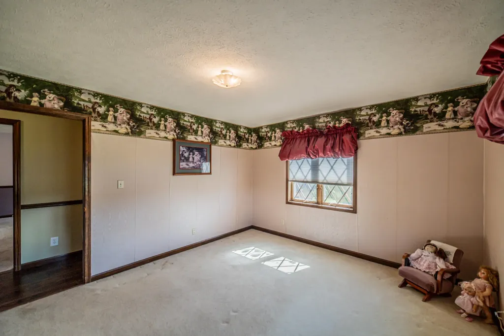2331 Us-60 Marion KY 42064