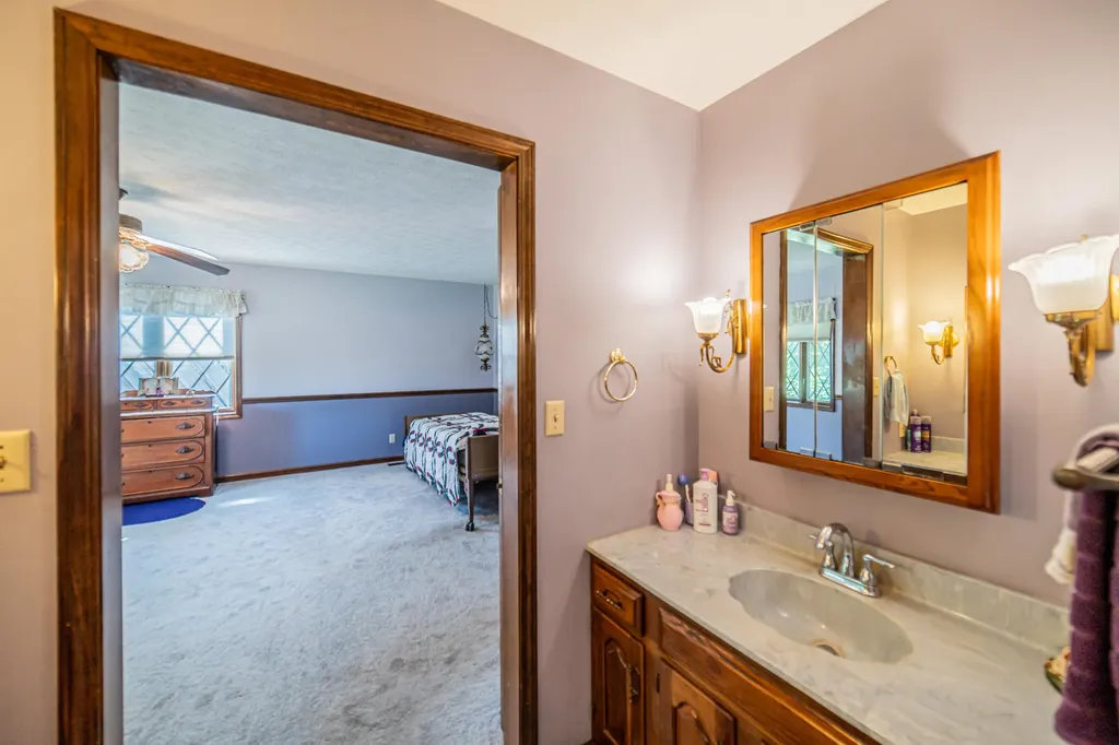 2331 Us-60 Marion KY 42064