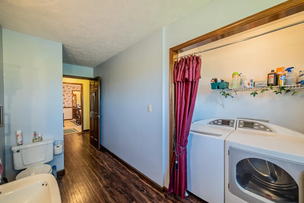 2331 Us-60 Marion KY 42064