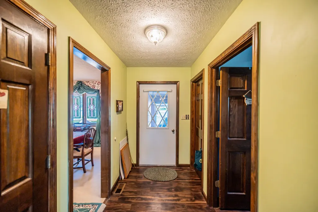 2331 Us-60 Marion KY 42064