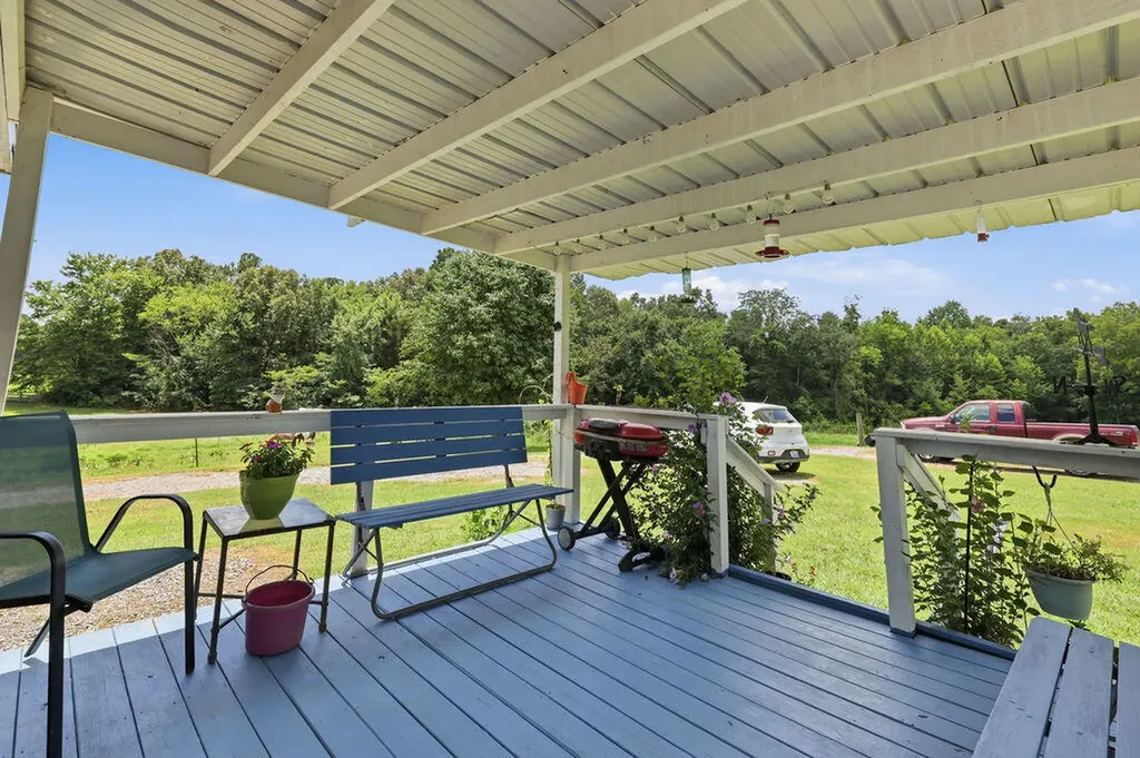 3801 N Wadesboro Road Benton KY 42025