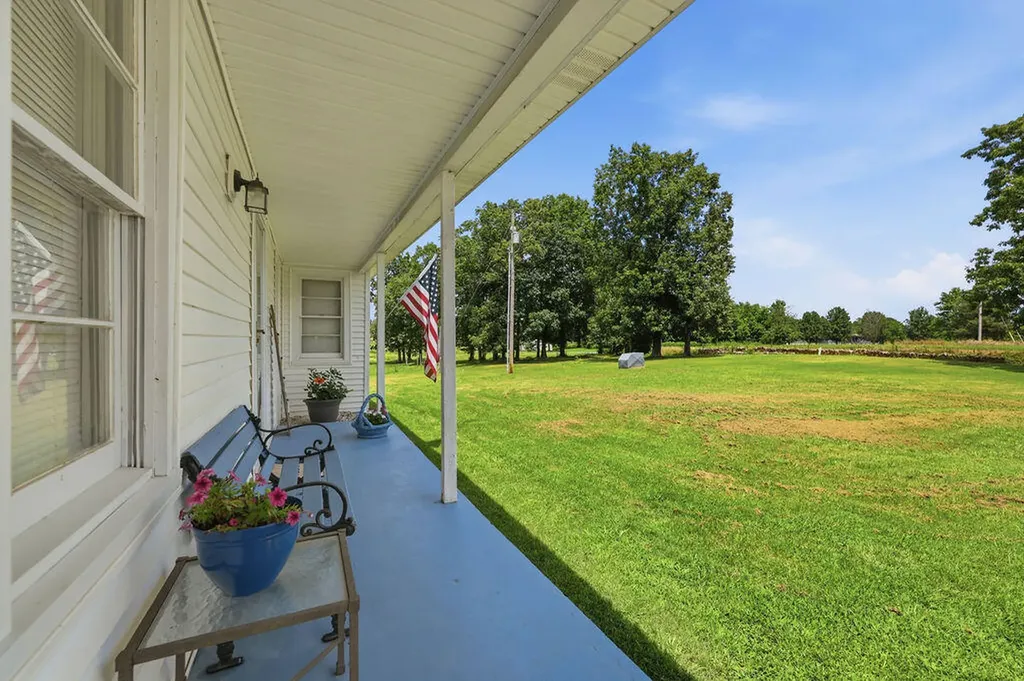 3801 N Wadesboro Road Benton KY 42025