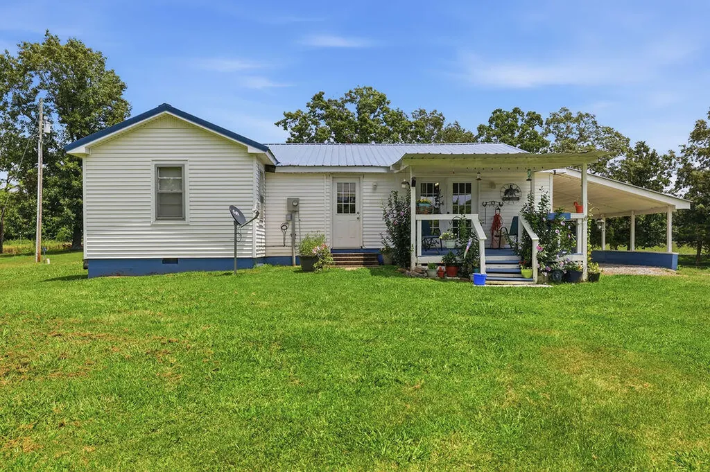 3801 N Wadesboro Road Benton KY 42025