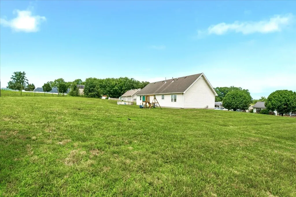 56 Alder Court London KY 40744
