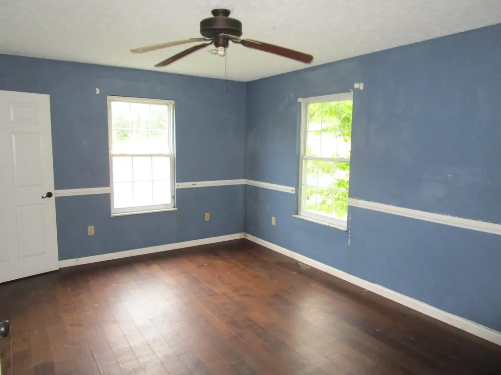 44 Happy Top Road Clay City KY 40312