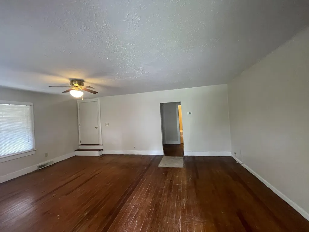 103 Holt Avenue Barbourville KY 40906