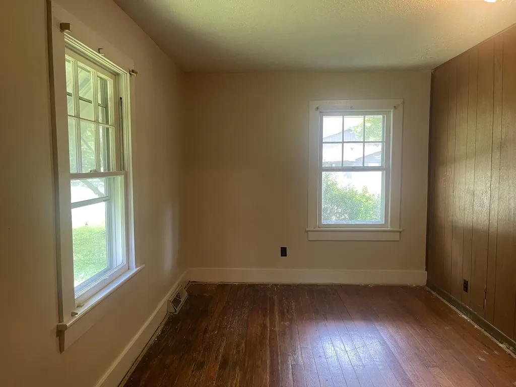 103 Holt Avenue Barbourville KY 40906