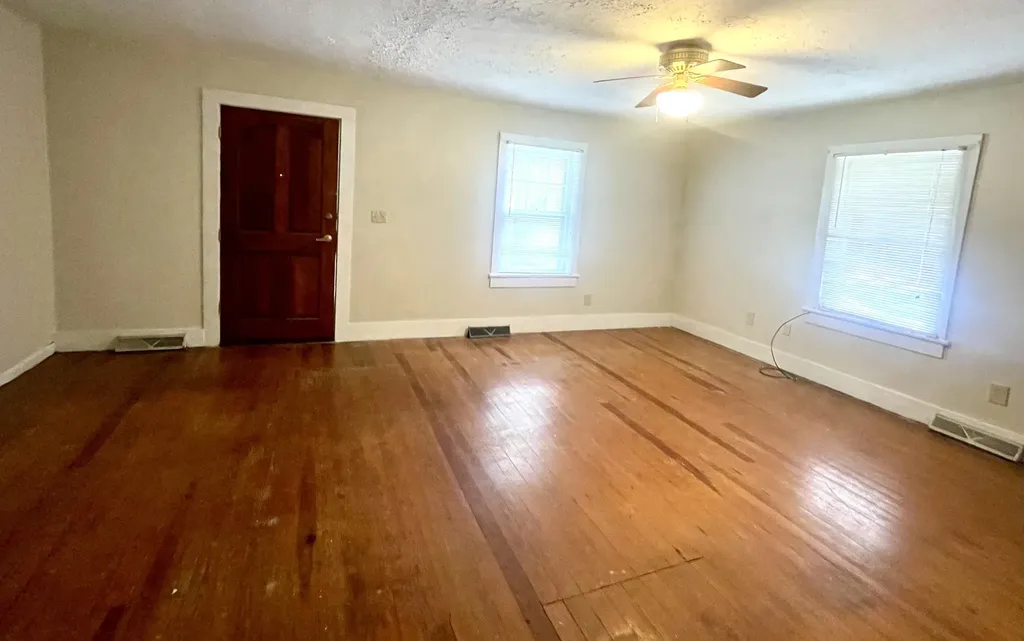 103 Holt Avenue Barbourville KY 40906