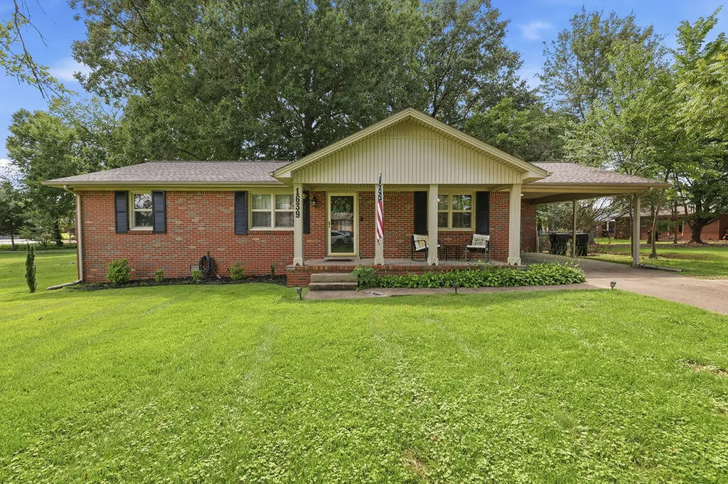 1639 Catalina Drive Murray KY 42071