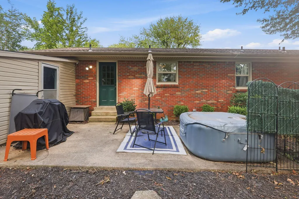 1639 Catalina Drive Murray KY 42071