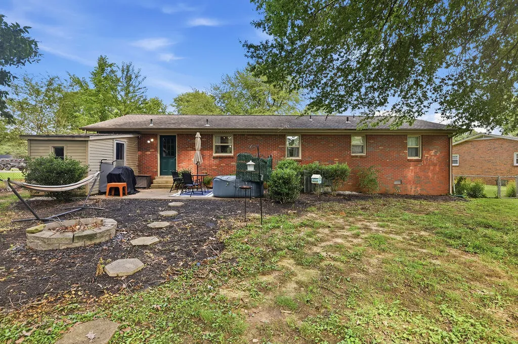 1639 Catalina Drive Murray KY 42071