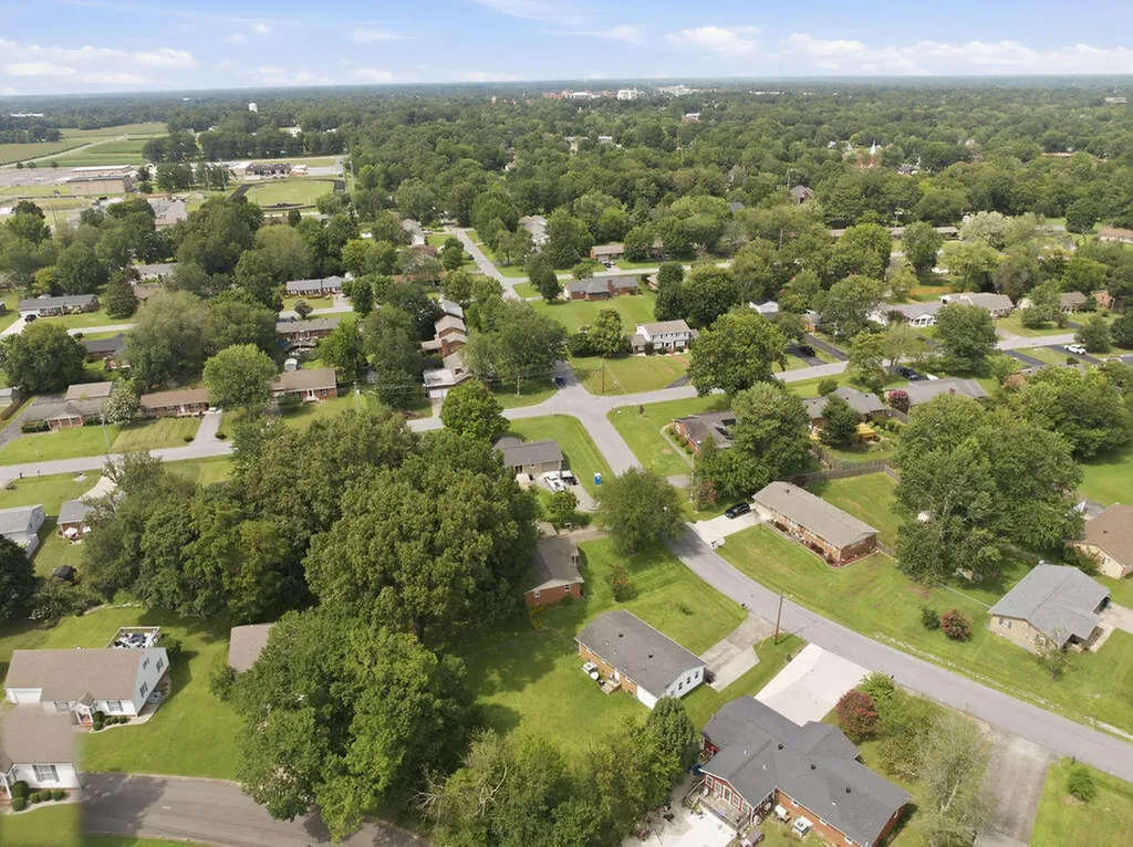 1639 Catalina Drive Murray KY 42071