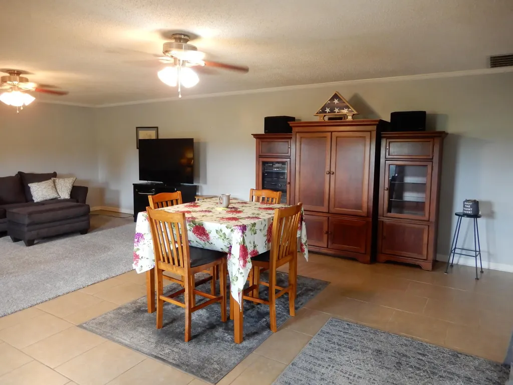 1875 State Route 384 Mayfield KY 42066