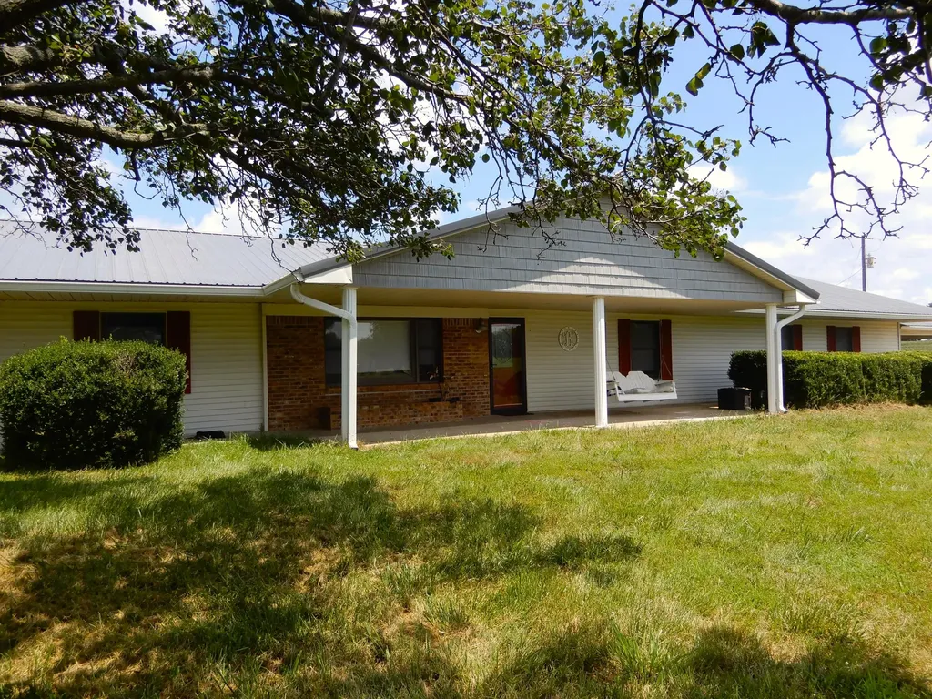 1875 State Route 384 Mayfield KY 42066