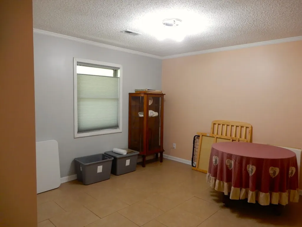 1875 State Route 384 Mayfield KY 42066