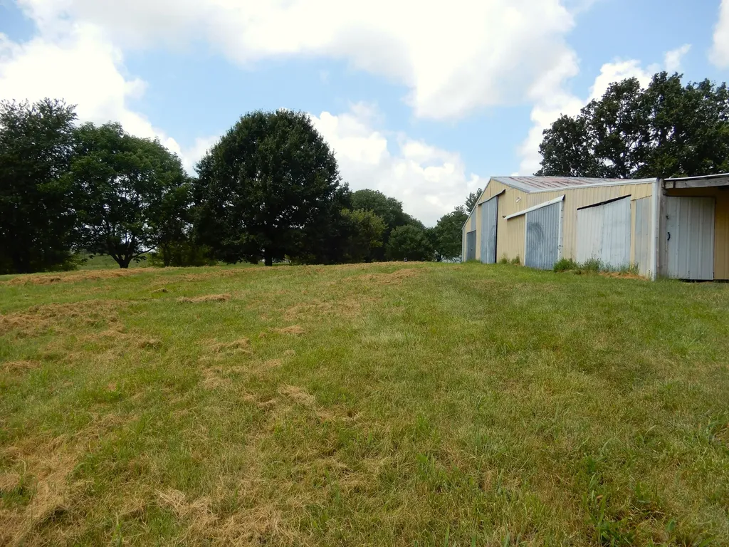 1875 State Route 384 Mayfield KY 42066