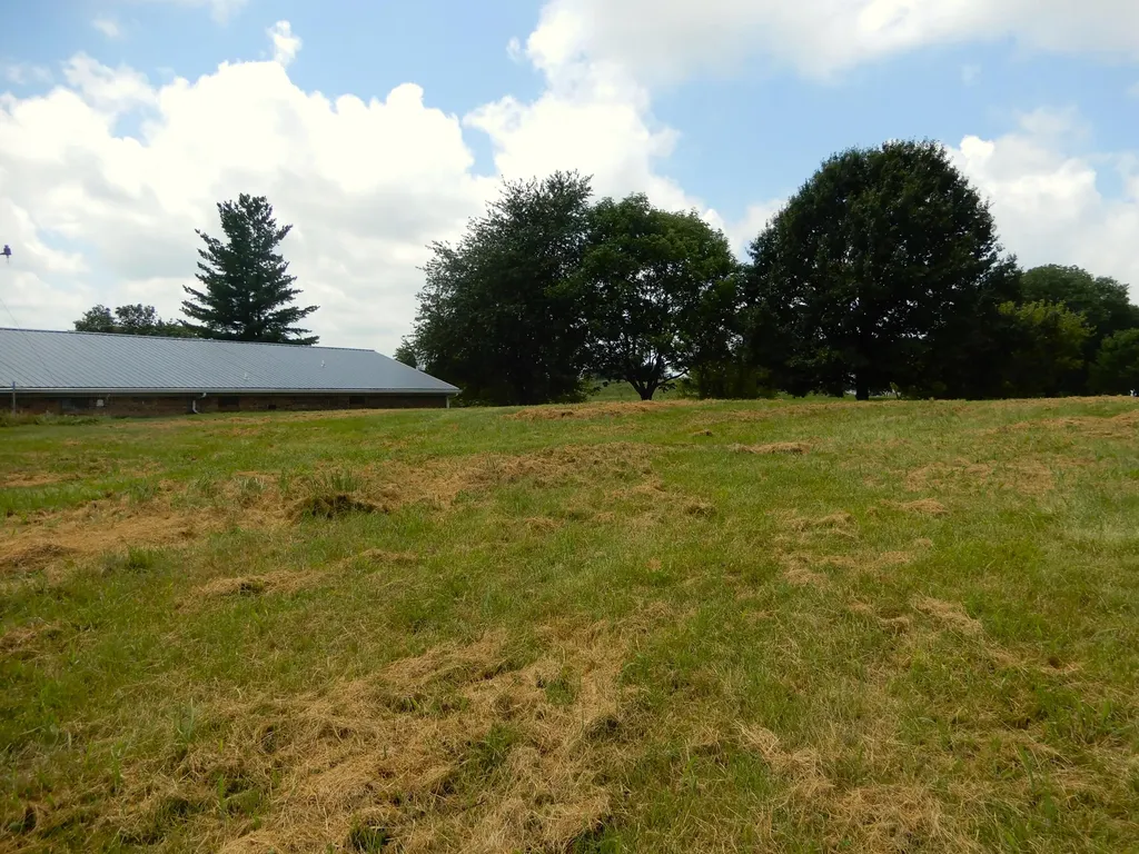 1875 State Route 384 Mayfield KY 42066