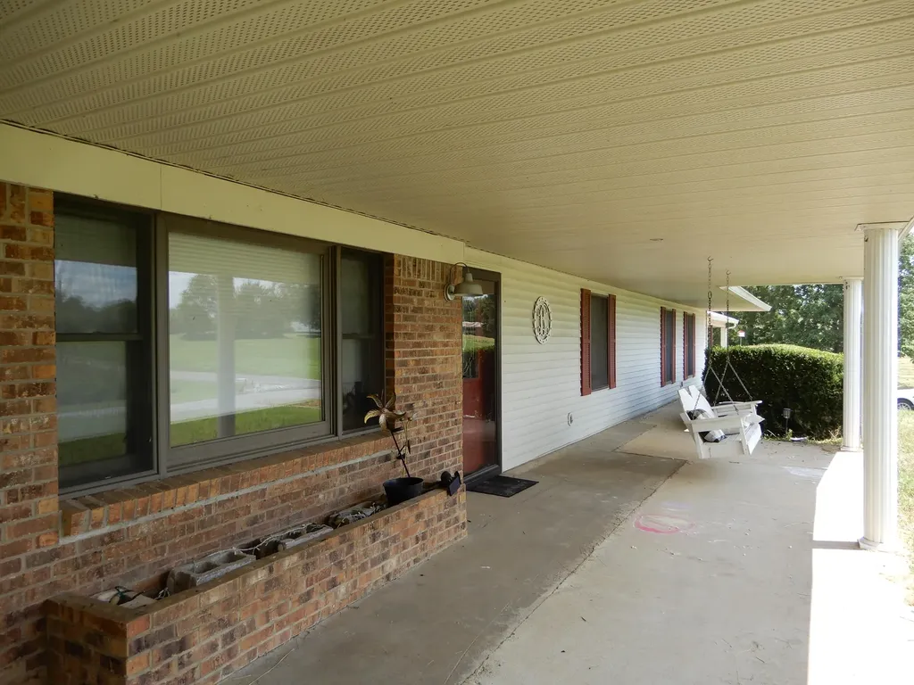 1875 State Route 384 Mayfield KY 42066