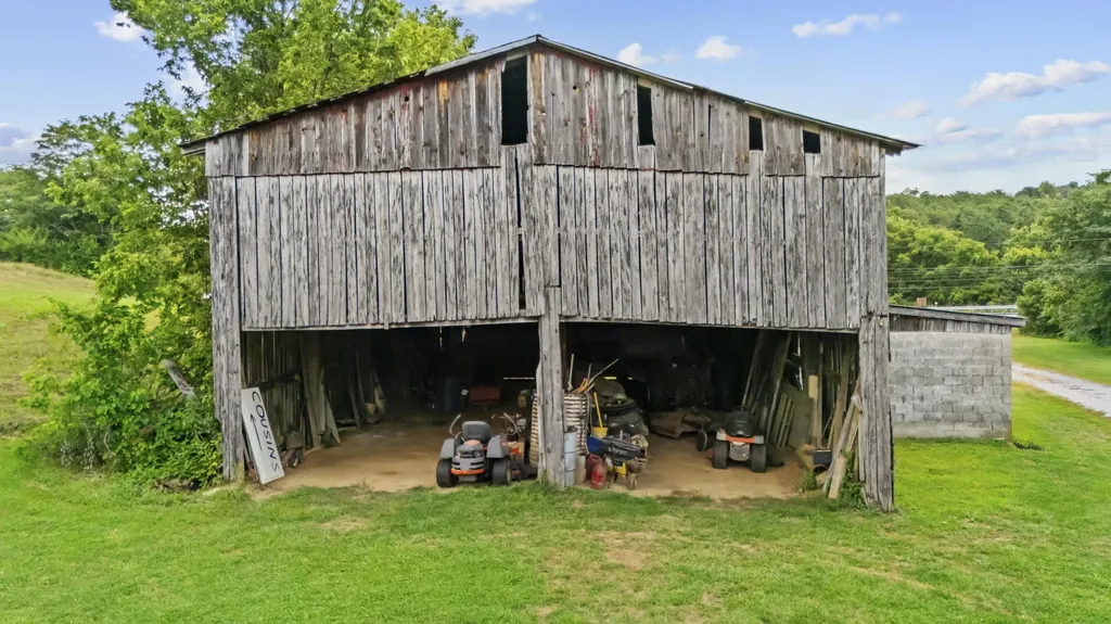 7055 Maysville Road Carlisle KY 40311
