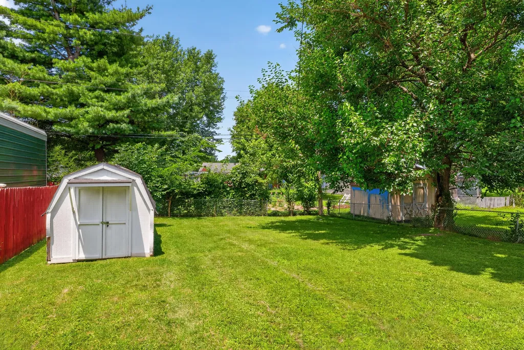 1043 Marcellus Drive Lexington KY 40505