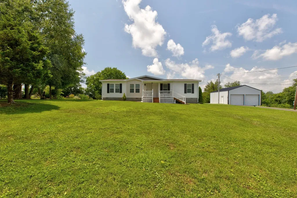422 S Queen Street Mt Sterling KY 40353
