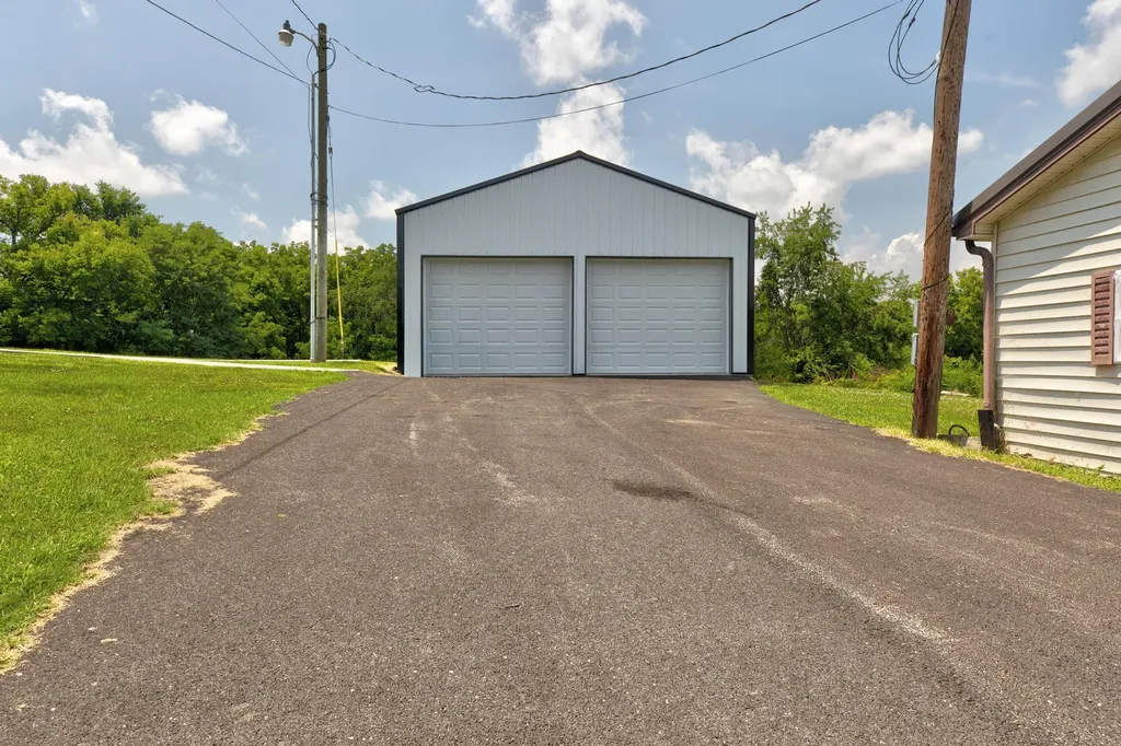 422 S Queen Street Mt Sterling KY 40353